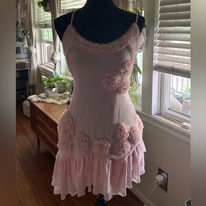 Women's Pink Floral Appliqué Camisole Nightdress
